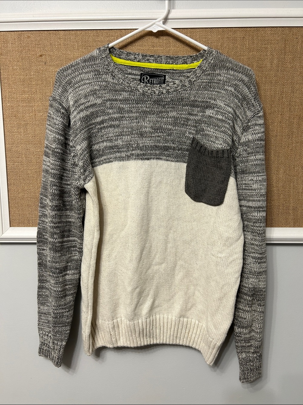 Retrofit Two-Tone Gray and Cream Crewneck Sweater with Dark Gray Pocket